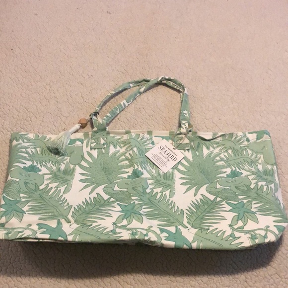 *Beachly* palm beach tote 👜 - Picture 2 of 8